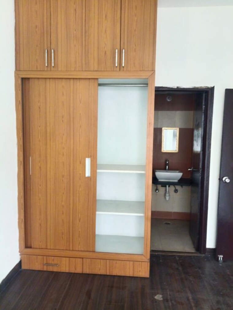 Room, mahagun-mywoods 2 Bedroom 960 Sq.Ft. Apartment In Sector 16c Greater Noida Greater Noida 9735018