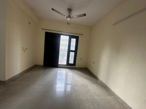 Room in 2.5 BHK Apartment at RPS Savana, Sector 88 – for Rent