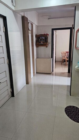 2 BHK Apartment For Rent in Goregaon West View CHS, Goregaon West