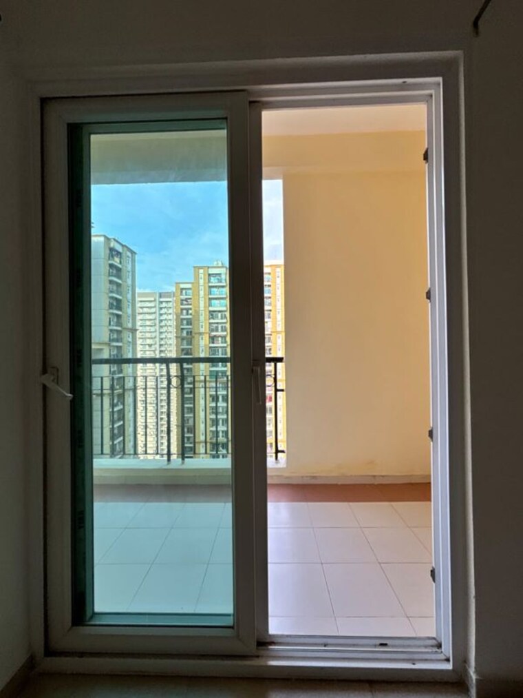 Room, amrapali-dream-valley 3 Bedroom 1054 Sq.Ft. Apartment In Tech Zone 4 Greater Noida Greater Noida 9735101