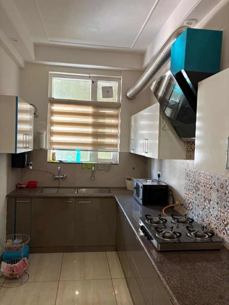 Kitchen, prem-bansal-sapphire-court 3 Bedroom 150 Sq.Yd. Apartment In Patiala Road Zirakpur 9735147