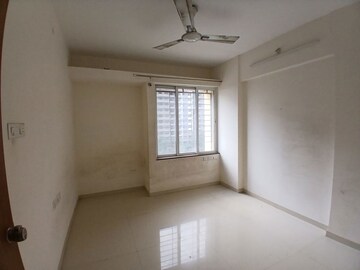 Room in 2 BHK Apartment at Kohinoor Zen Estate, Kharadi – for Sale
