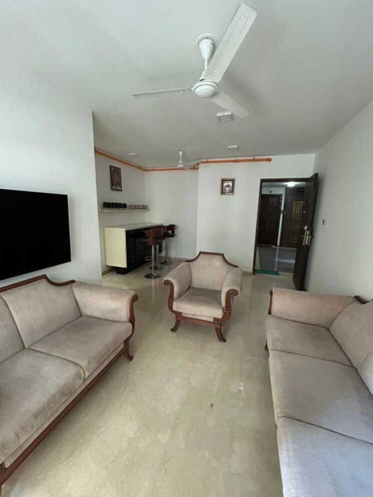 Team Area, platinum-life 3 Bedroom 890 Sq.Ft. Apartment In Andheri West Mumbai 9735247