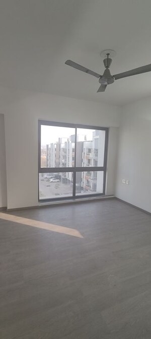 Room in 3 BHK Apartment at Birla Navya, Sector 63a – for Rent