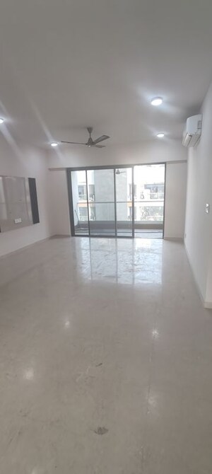Room in 3 BHK Apartment at Birla Navya, Sector 63a – for Rent