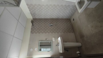 Furnished Amenities in 3 BHK Apartment at Royce Vaishali, Vaishali Sector 3 – for Rent