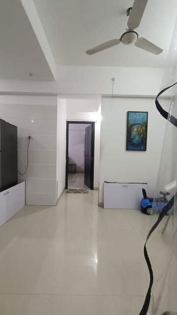 2 BHK Apartment For Rent in Bhavya Supreme Annexe, Parel