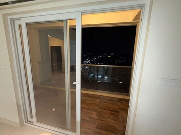 Room in 3 BHK Apartment at Sumadhura Horizon, Kondapur – for Rent