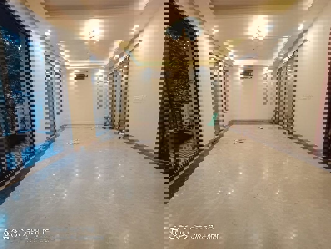 4 BHK + Servant Room Builder Floor For Rent in Builder Floor Gk1