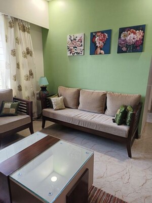 Room in  Pg at Viram Khand – for Rent