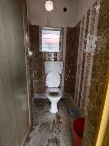 Attached Bathroom in 2 BHK Apartment at Sodepur – for Sale