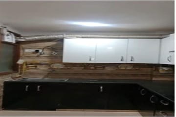 Furnished Amenities in 4 BHK Builder Floor at Vasant Enclave – for Sale