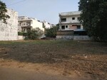 220 Sq.Yd. Plot in DLF Oakwood Estate