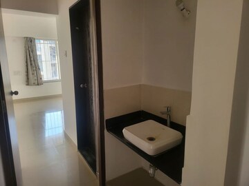 Furnished Amenities in 2 BHK Apartment at Cleveland Park, Mohammadwadi – for Rent