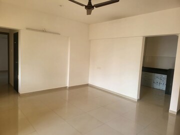 Room in 2 BHK Apartment at Cleveland Park, Mohammadwadi – for Rent