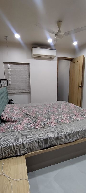Bedroom in 2 BHK Apartment at Memnagar – for Sale