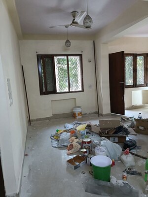 Room in 2 BHK Apartment at Patparganj – for Rent