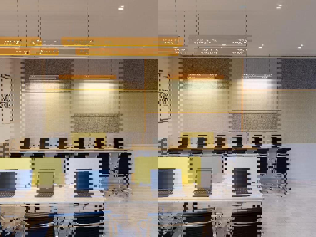 Office Space in IT/SEZ For Rent in Sector 63, Noida, Uttar P