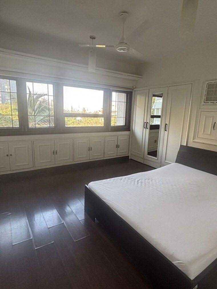 Bedroom, bandra west 1 Bedroom 500 Sq.Ft. Apartment In Bandra West Mumbai 9735670