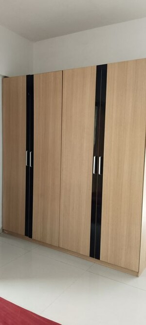 Furnished Amenities in 4 BHK Builder Floor at Vastrapur – for Sale