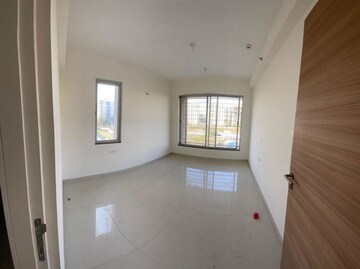 Room in 2 BHK Apartment at Kalpataru Exquisite Sierra, Wakad – for Sale