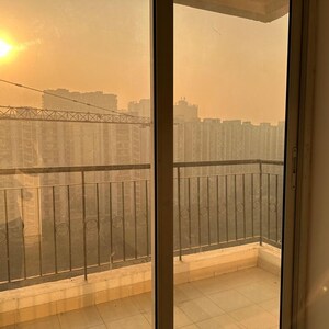 Room in 3 BHK Builder Floor at Rishi Market, Vikas Nagar – for Sale