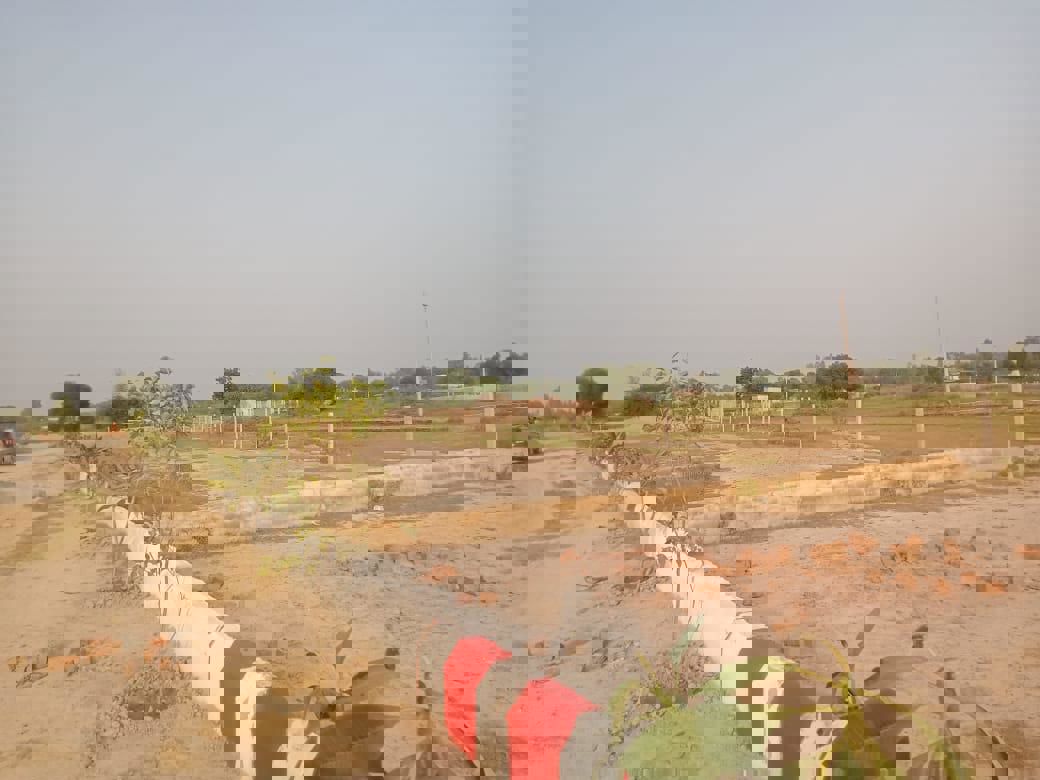 Plot For Sale in L B Nagar, Hyderabad, Tel