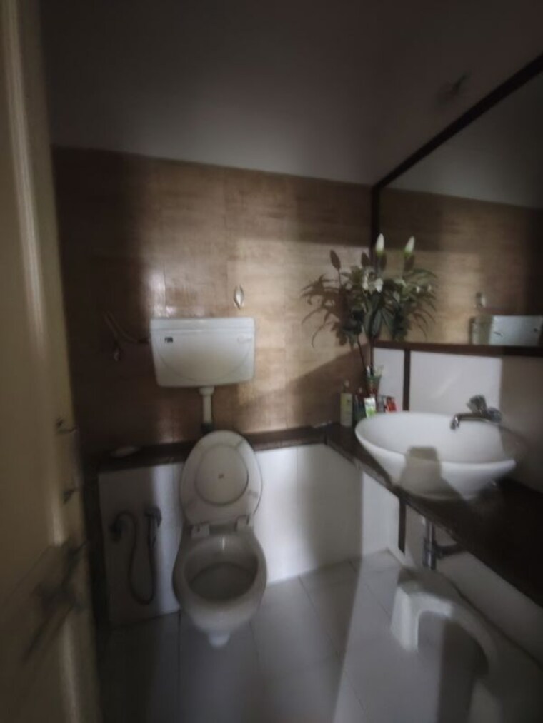 Bathroom, nancy-bramha-chs 3 Bedroom 1150 Sq.Ft. Apartment In Bavdhan Pune 9735953