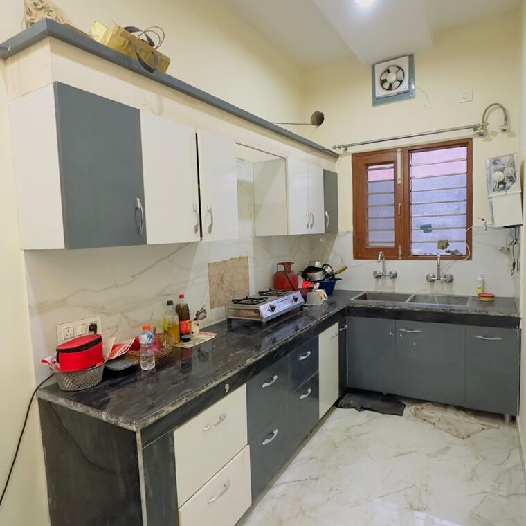 Kitchen, kharar landran road 4 Bedroom 900 Sq.Ft. Apartment In Kharar Landran Road Mohali 9735956