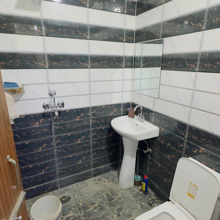 Team Area, kharar landran road 4 Bedroom 900 Sq.Ft. Apartment In Kharar Landran Road Mohali 9735956