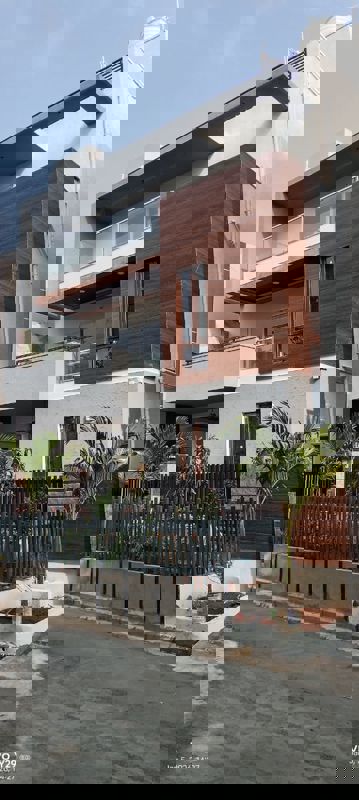 5 BHK + Pooja Room Villa For Sale in 5 Bhk Luxury Tribulex Vil