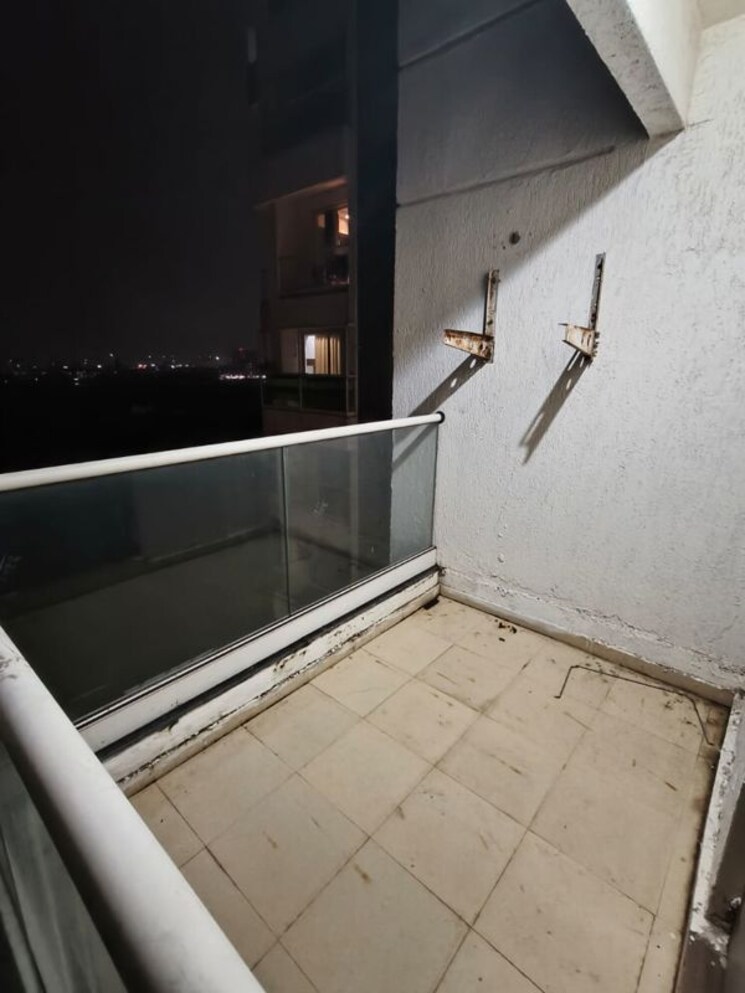 Balcony, t t c industrial area 3 Bedroom 1950 Sq.Ft. Apartment In T.T.C. Industrial Area Navi Mumbai 9735999