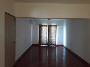 Room in 4 BHK Apartment at Paranjape Blue Ridge, Hinjewadi – for Sale