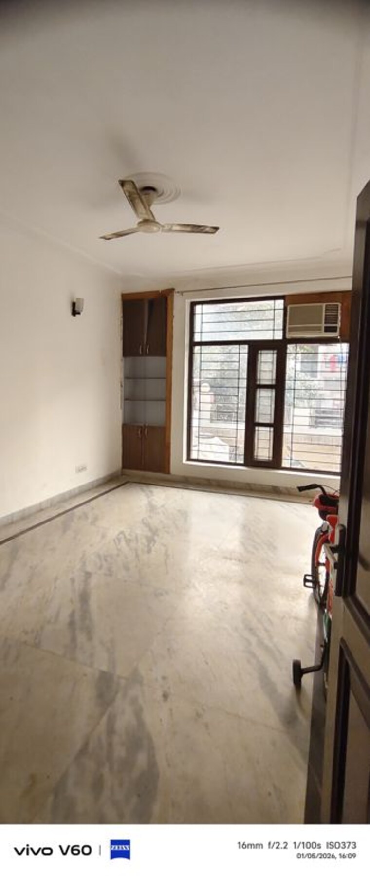 Room, rwa-apartments-sector-50 3 Bedroom 250 Sq.Mt. Independent House In Sector 50 Noida 9736013