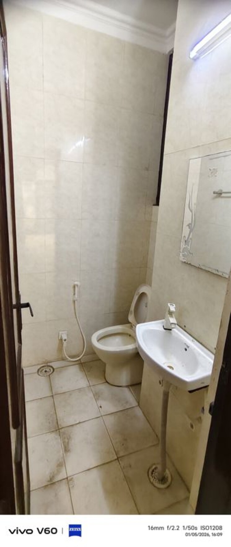 Bathroom, rwa-apartments-sector-50 3 Bedroom 250 Sq.Mt. Independent House In Sector 50 Noida 9736013
