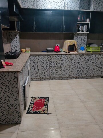 Bedroom in 2 BHK Independent House at Gomti Nagar – for Rent