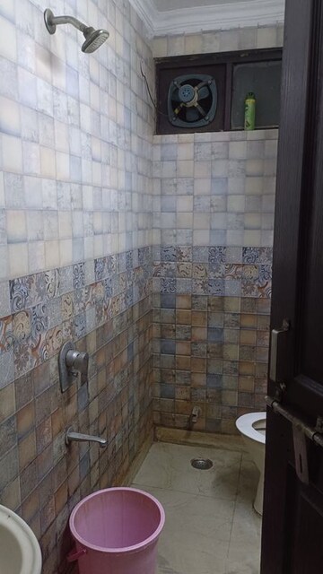  Plot – Exterior View View at Old Rajinder Nagar - for Sale