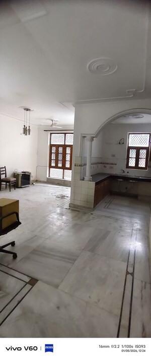 Parking in 3 BHK Independent House at Sai Homes Sector 49, Sector 49 – for Rent