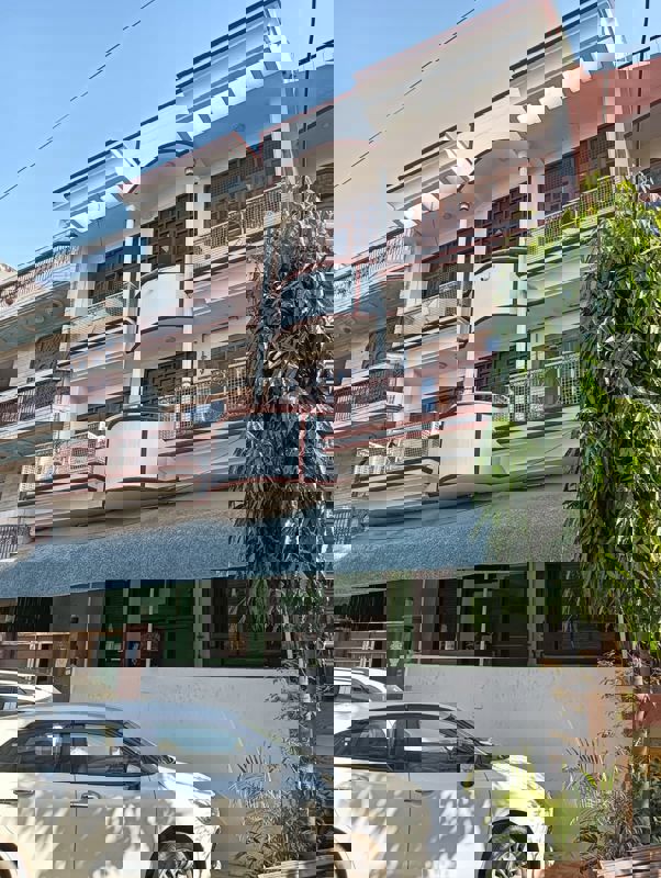 6+ BHK + Pooja Room Villa For Sale in RWA Apartments Sector 12