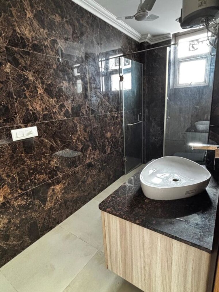Bathroom, global-arcade 3 Bedroom 1770 Sq.Ft. Builder Floor In Sector 42 Gurgaon 9736084