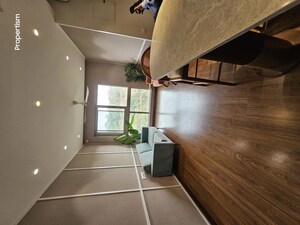 Furnished Amenities in 2 BHK Apartment at Hiranandani Castle Rock, Powai – for Rent