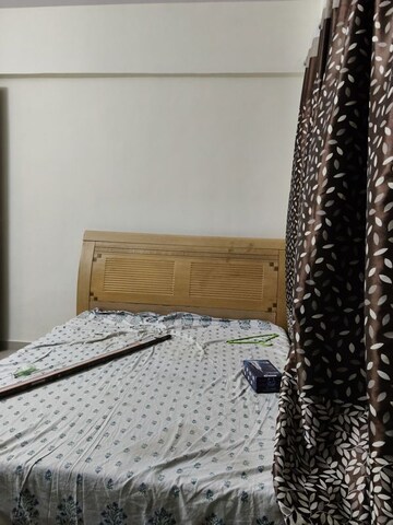 Bedroom in 2 BHK Apartment at Runwal Symphony, Santacruz East – for Rent