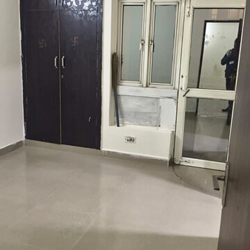 Room in 2 BHK Apartment at Supertech Ecovillage II, Sector 16b Greater Noida – for Rent