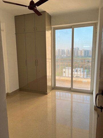 Room in 3 BHK Apartment at Sector 92 – for Sale
