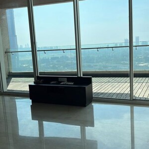 Room in 3 BHK Apartment at Omkar 1973, Century Bazar – for Rent