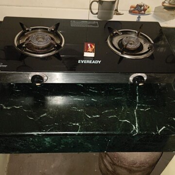 Parking in  Pg at Gomti Nagar – for Rent