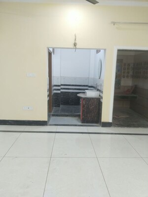 Living Room in 2 BHK Independent House at Gomti Nagar – for Rent