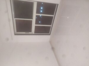 Room in 2 BHK Apartment at Worli – for Rent