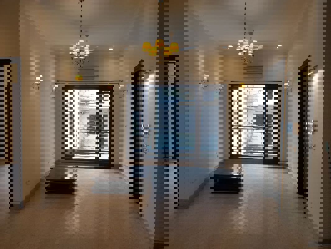 4 BHK + Pooja Room,Servant Room,Study Room,Extra Room Apartment For Rent in Defence Colony