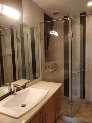 Attached Bathroom in 4 BHK Apartment at Defence Colony – for Rent